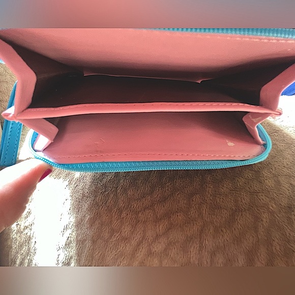 Wristlet Wallet Teal Blue with Cute Gold Crown - Picture 12 of 13